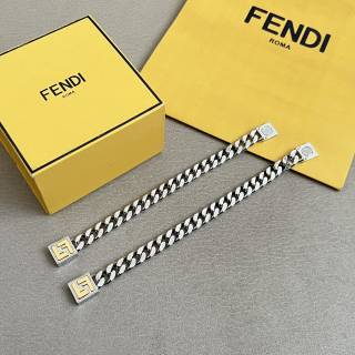 Fendi Arco FF Chain Link Bracelet