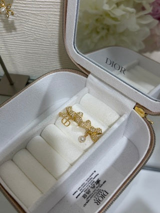 Dior Jardin Bow Pearl Earrings