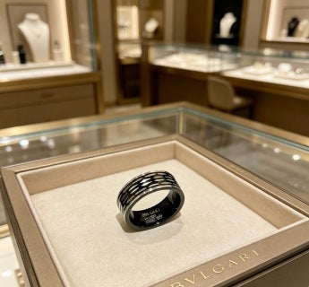 Bvlgari Black Ceramic Silver Accent Band Ring – Elegant Luxury Jewelry