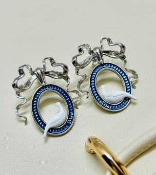 Dior Elara Seashell Pearl Medallion Stud Earrings