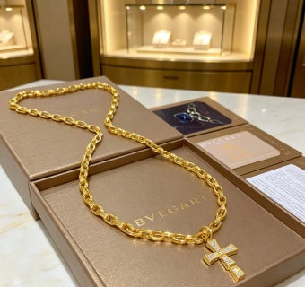 Bvlgari Gold Cross Pendant Chain Necklace – Elegant Luxury Jewelry