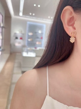 Dior Étoile Bloom Charm Earrings