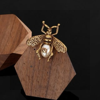 Gucci Bee Pearl Embellished Gold Brooch Pin